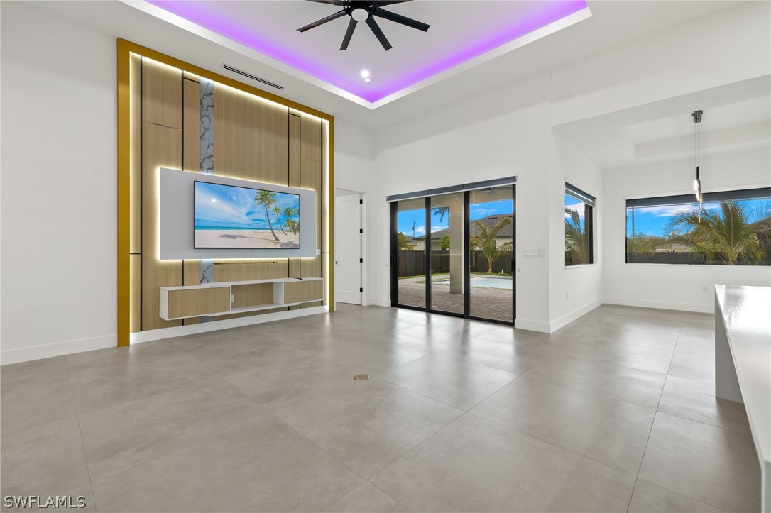 334 SW 25th PL
