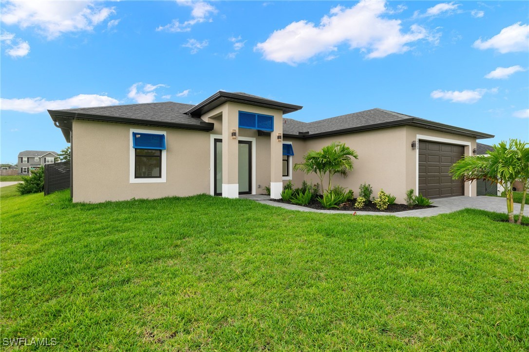 1215 NW 1st PL