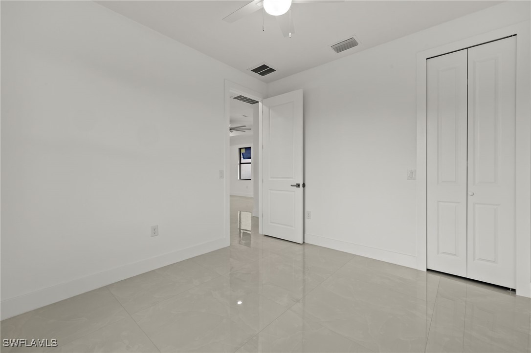 1215 NW 1st PL