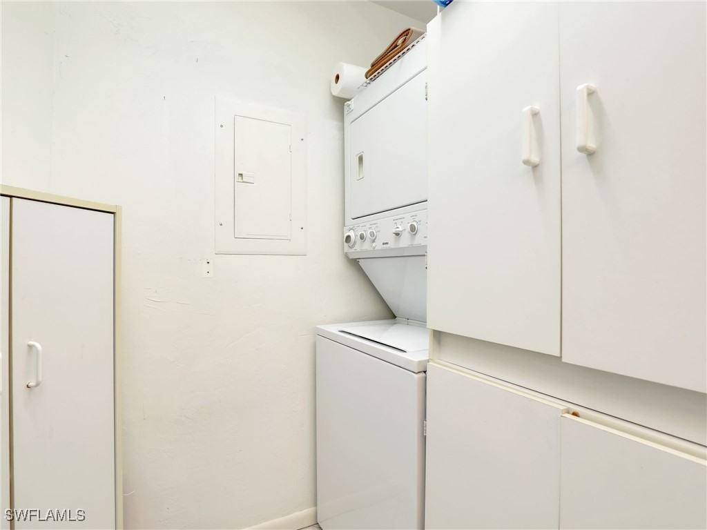 7141 Golden Eagle CT 822