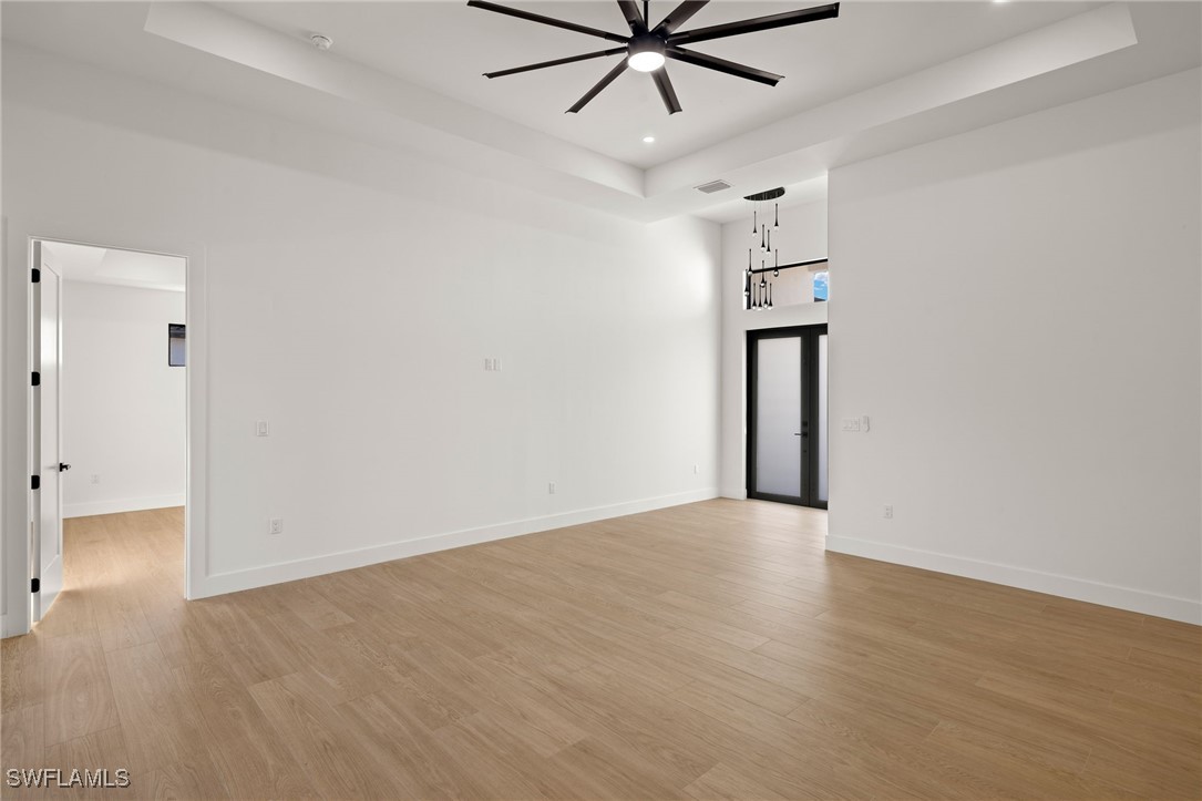 1221 SW 35th TER