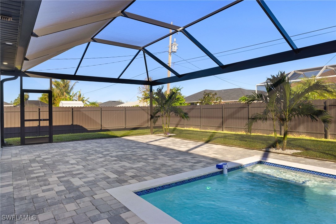 1221 SW 35th TER