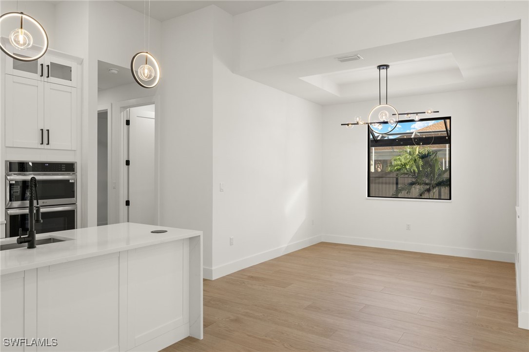 1221 SW 35th TER
