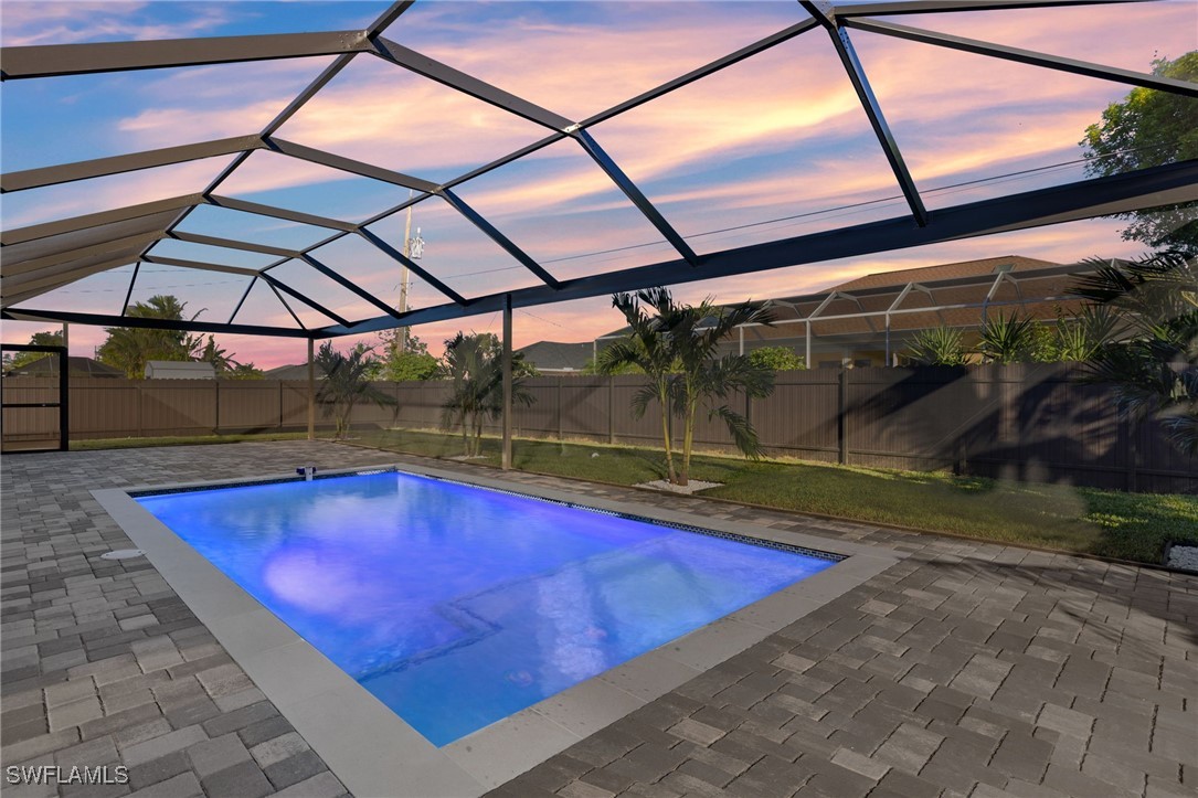 1221 SW 35th TER
