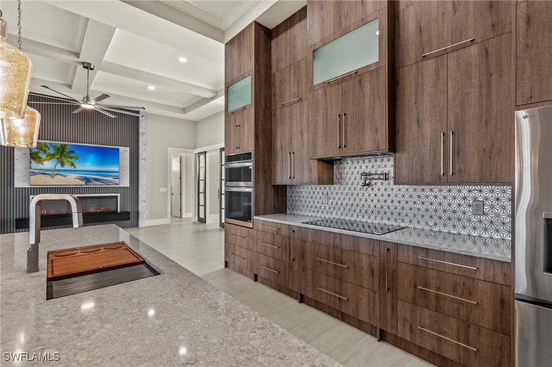 301 NW 39th AVE