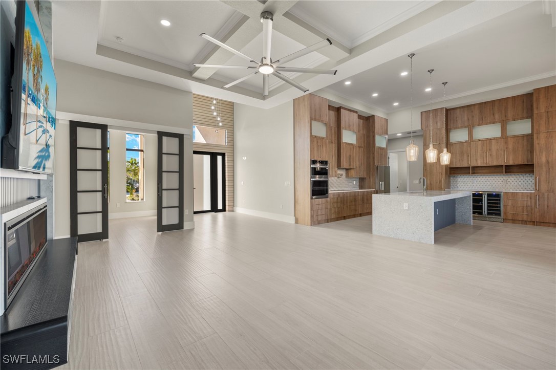 301 NW 39th AVE
