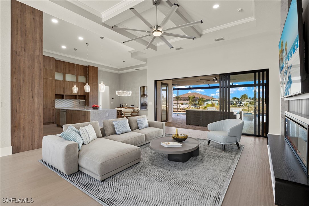 301 NW 39th AVE