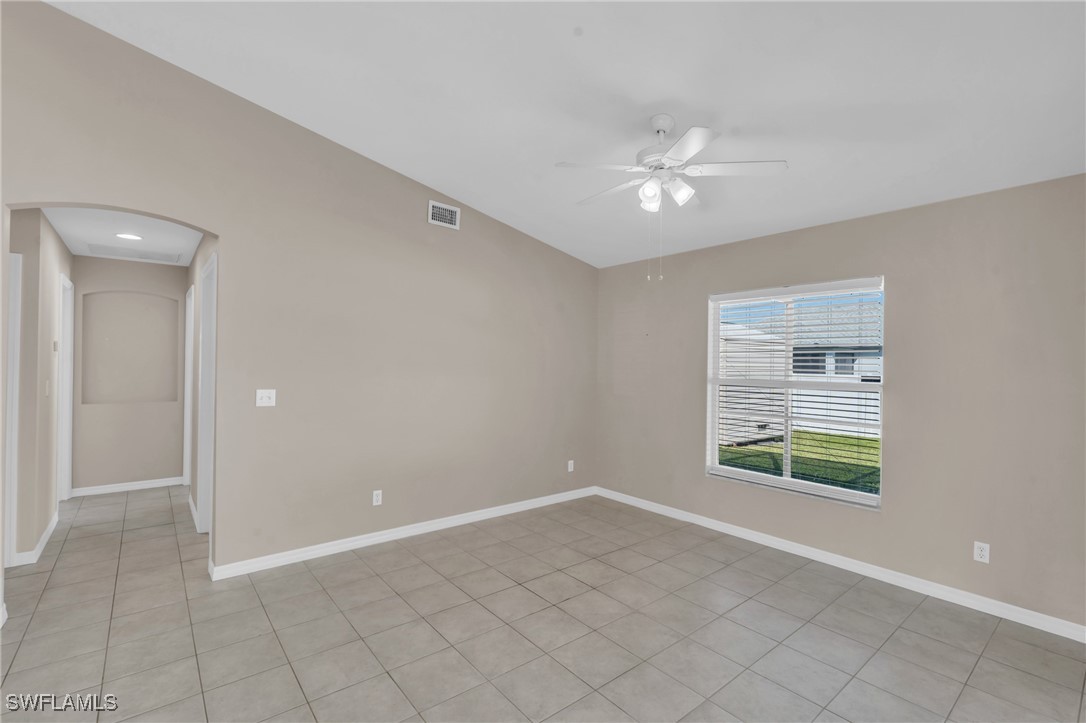 1825 SW 27th TER