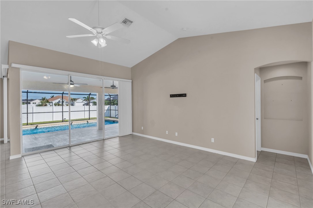 1825 SW 27th TER