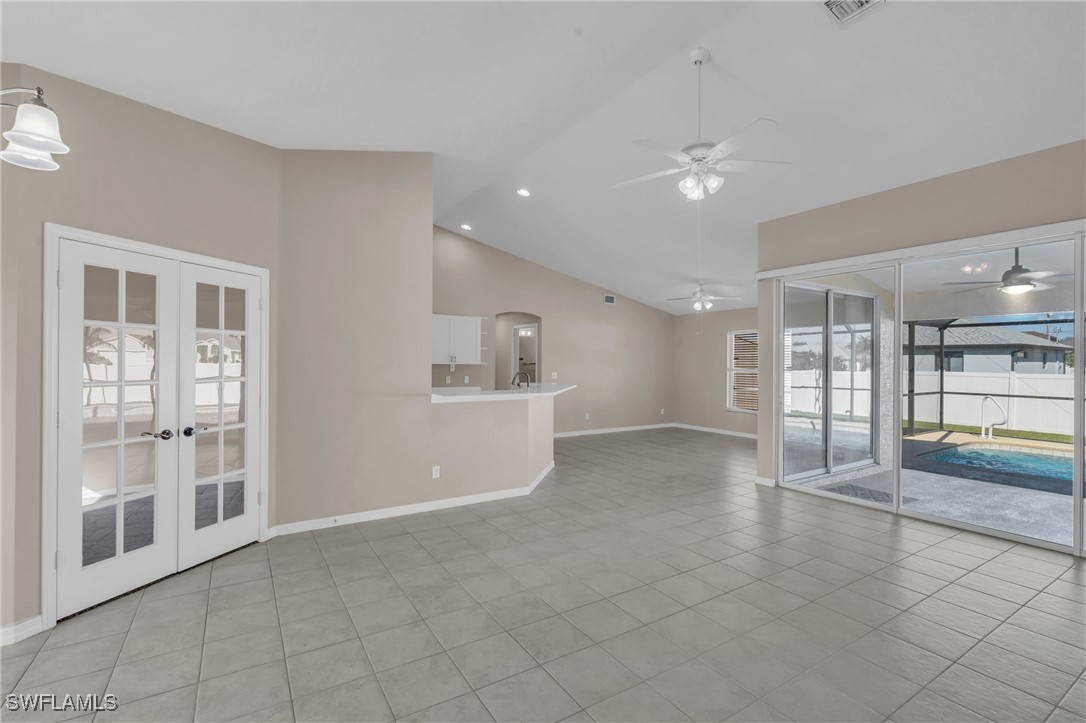 1825 SW 27th TER