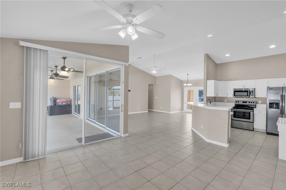 1825 SW 27th TER