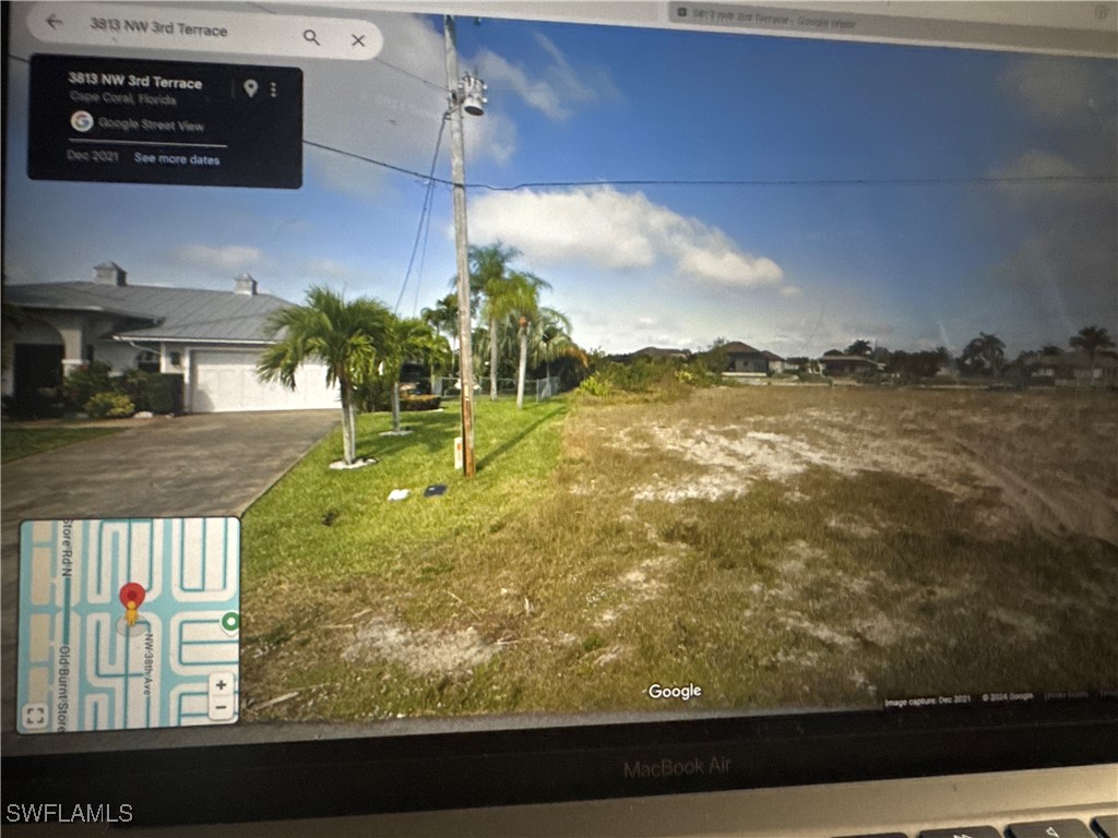 3813 NW 3rd TER