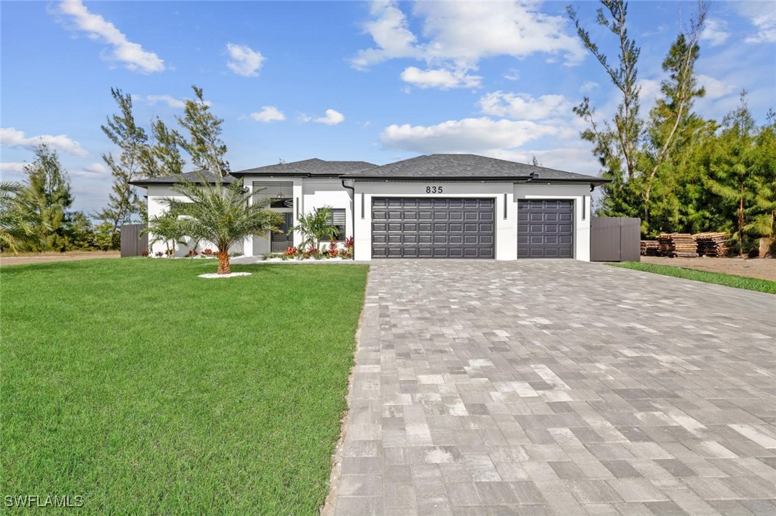 835 SW 24th ST
