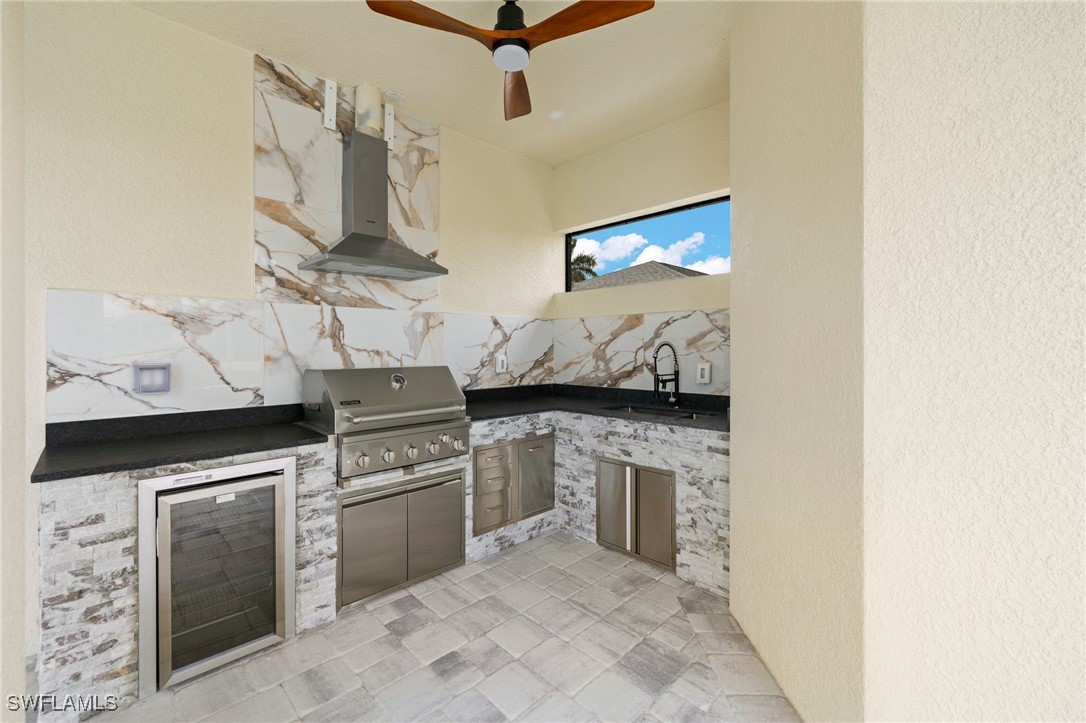 4411 Pelican BLVD