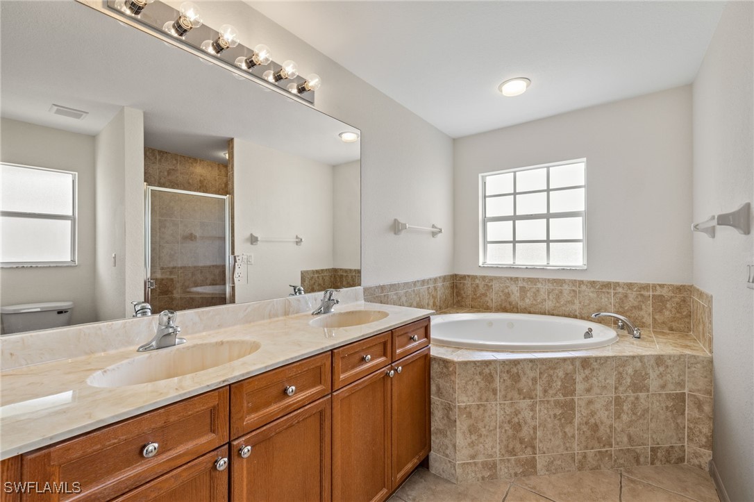27 NW 28th ST