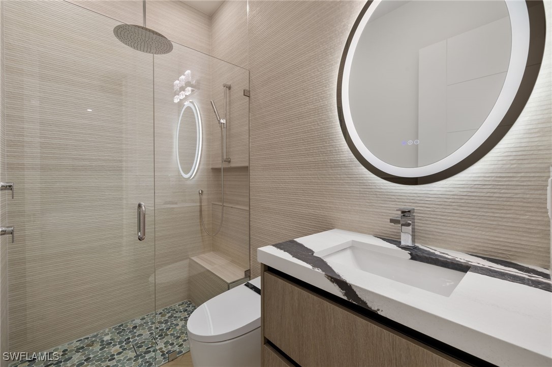 223 NW 38th AVE