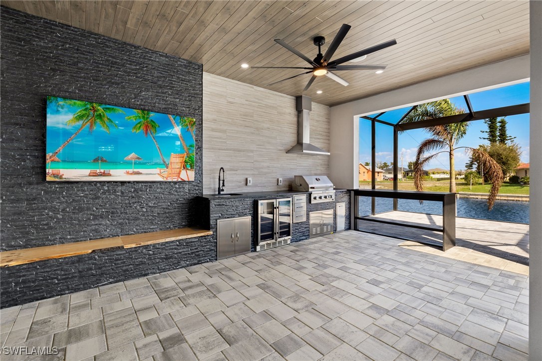 223 NW 38th AVE