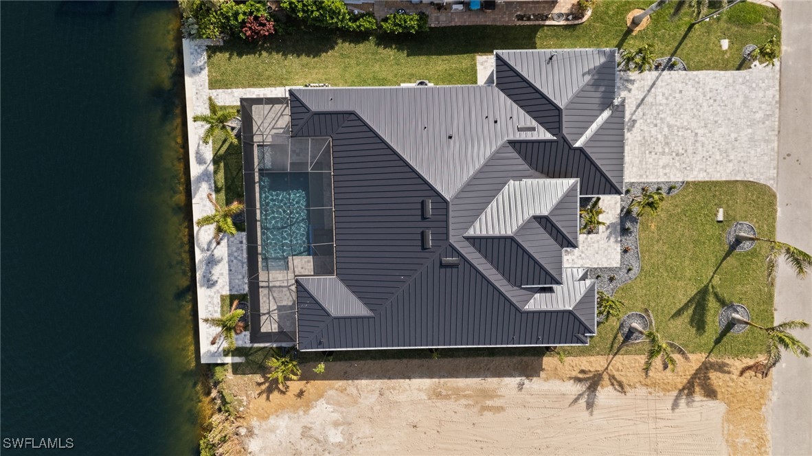223 NW 38th AVE