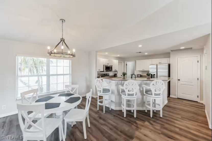 3725 W Gator CIR