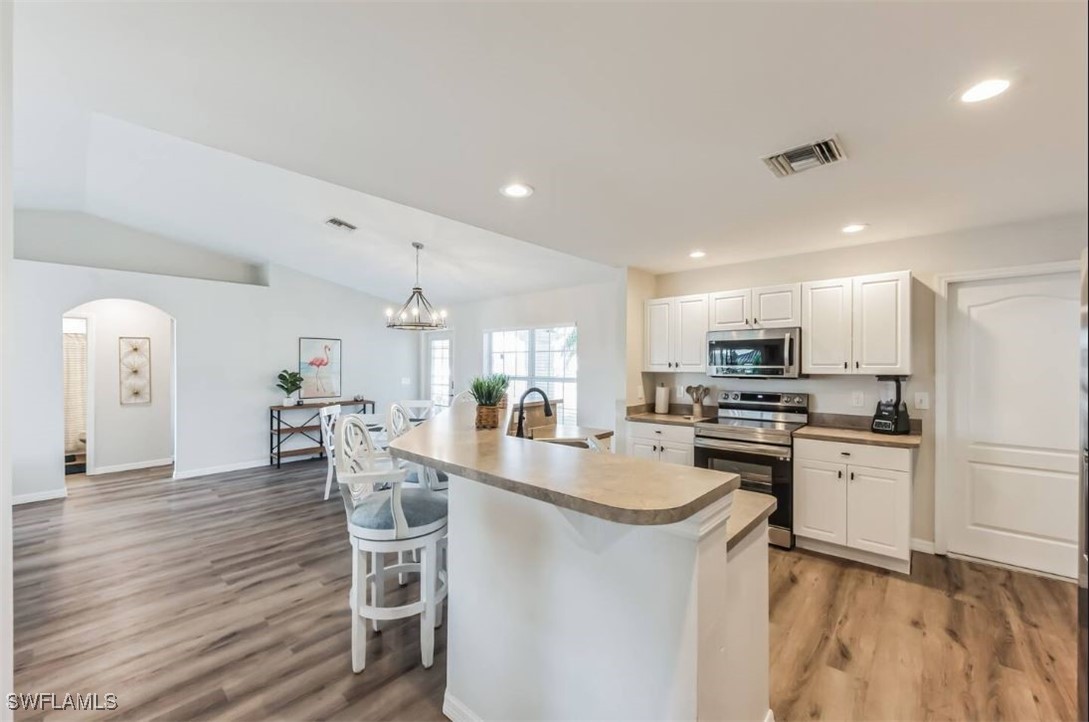 3725 W Gator CIR