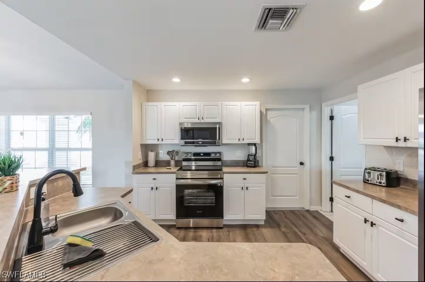 3725 W Gator CIR