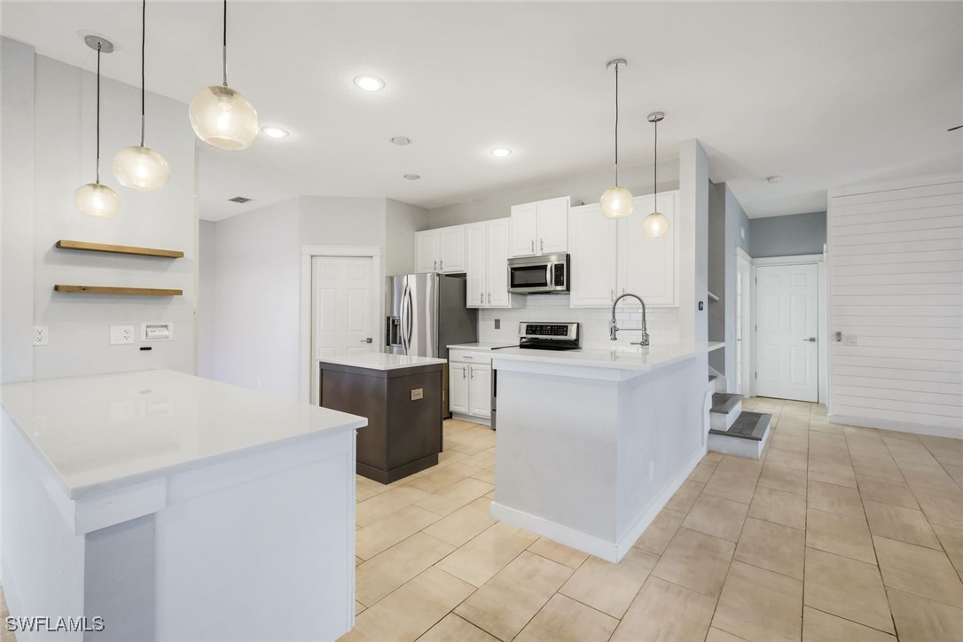 2105 Cape Heather CIR