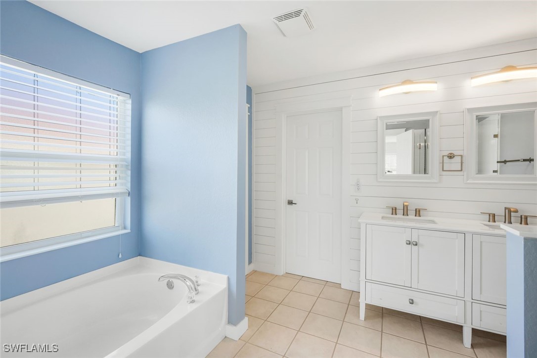 2105 Cape Heather CIR