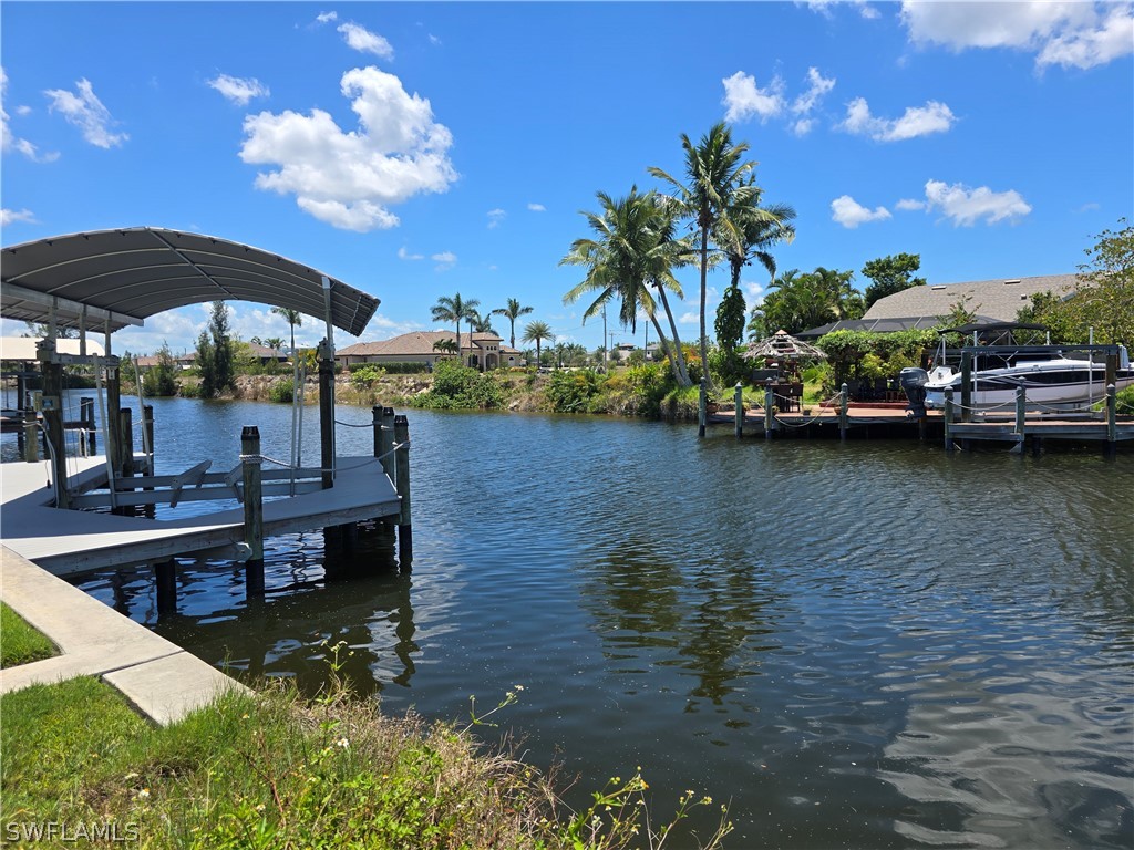 1014 NW 38th PL