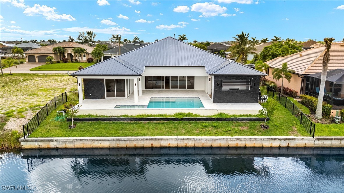 816 NW 39th AVE