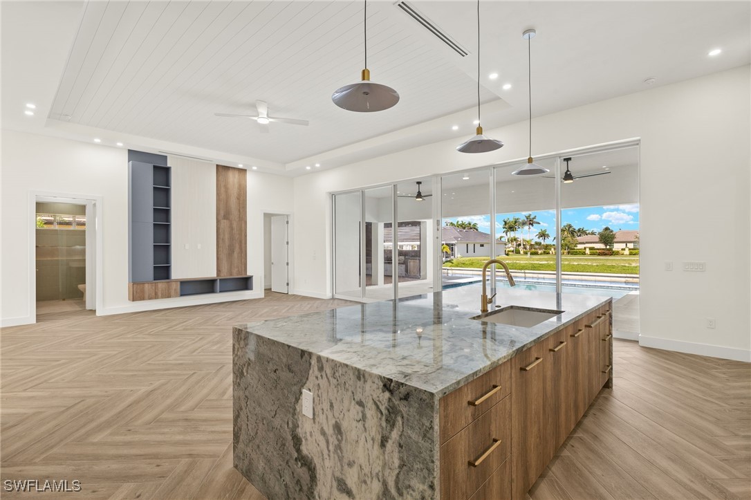 816 NW 39th AVE