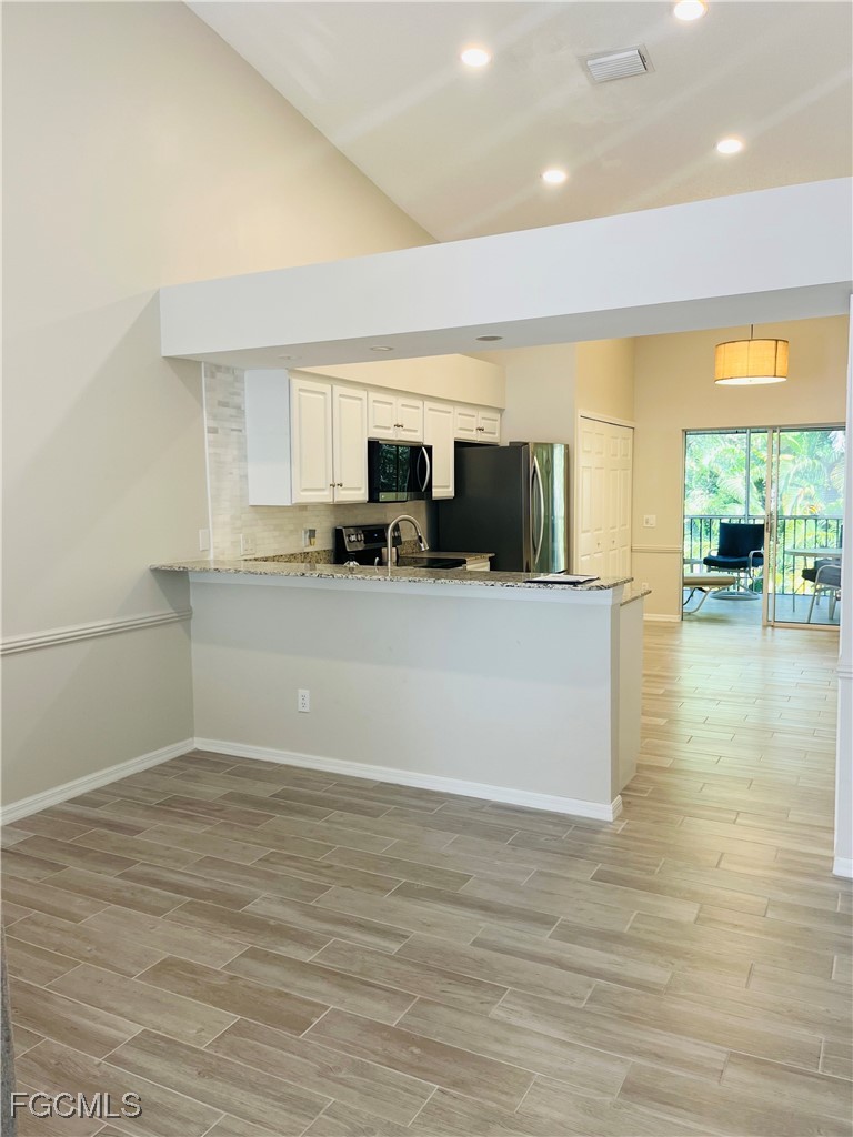 3930 Leeward Passage CT 202