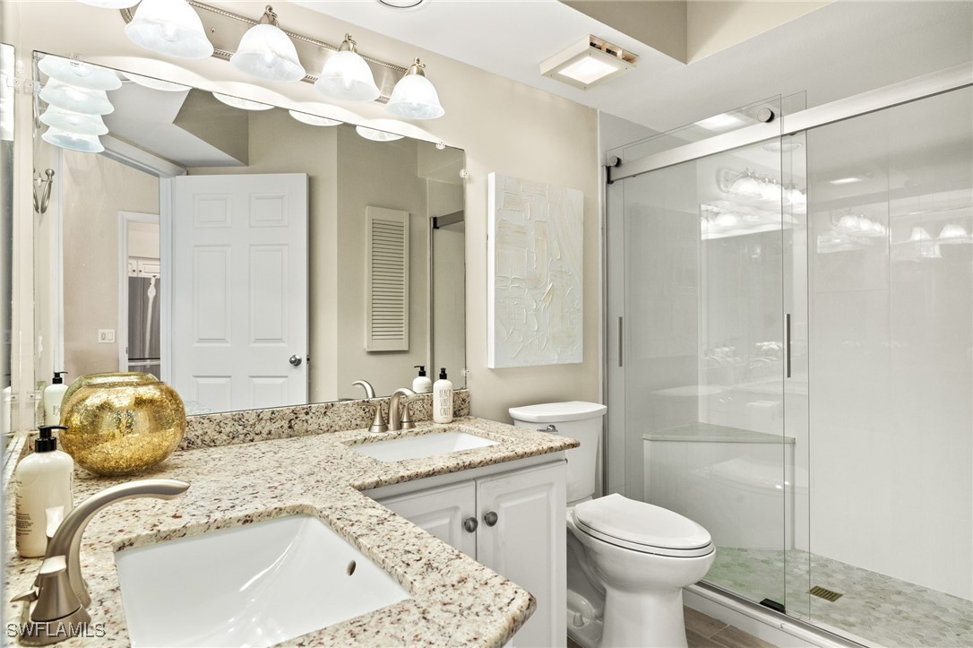 3930 Leeward Passage CT 202