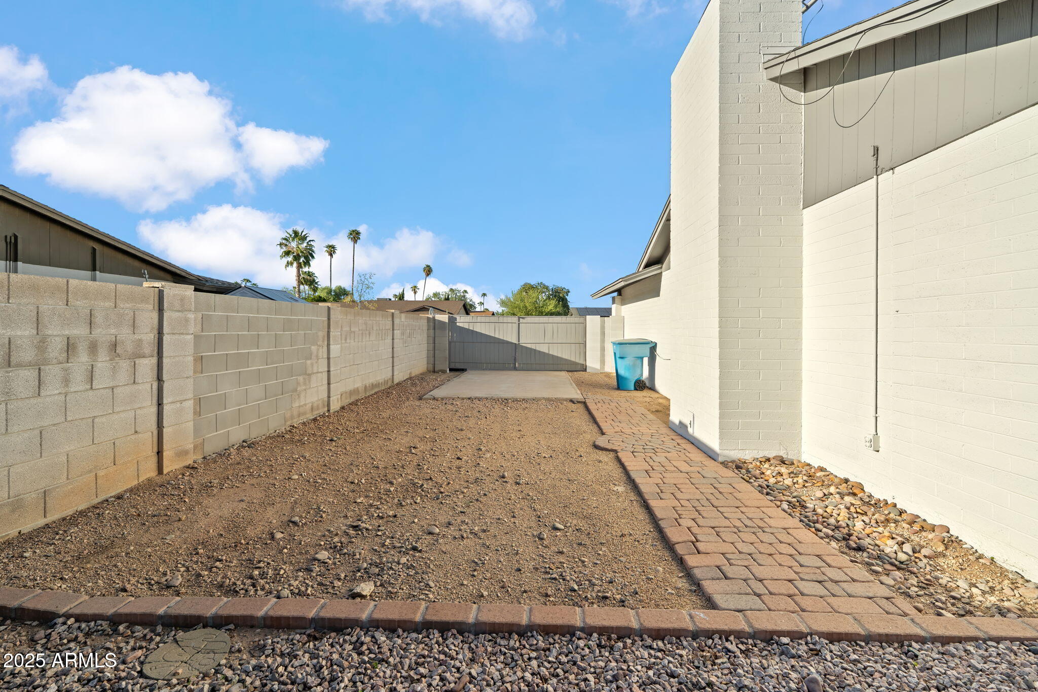 5319 E GELDING Drive, Scottsdale