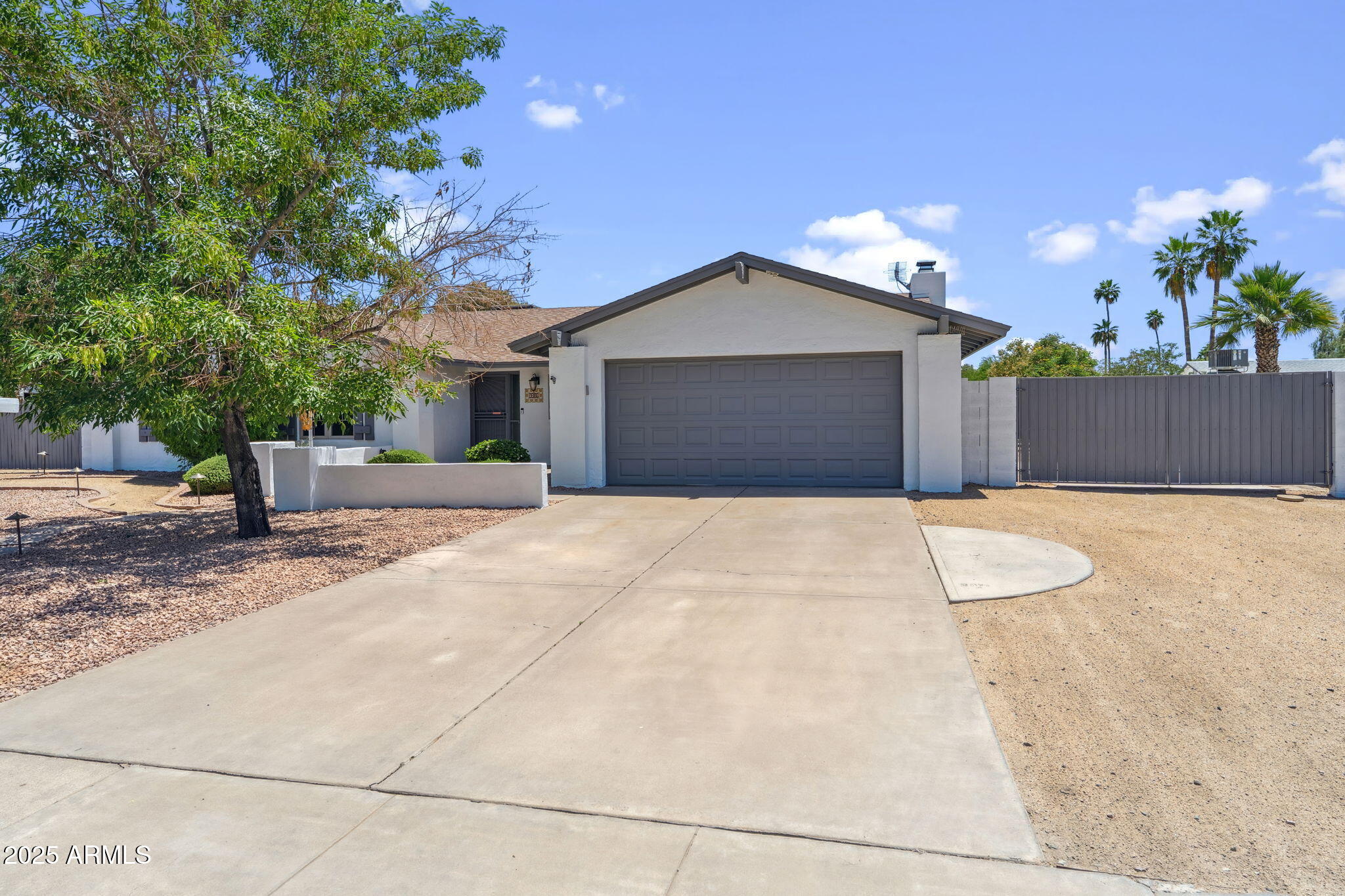 5319 E GELDING Drive, Scottsdale
