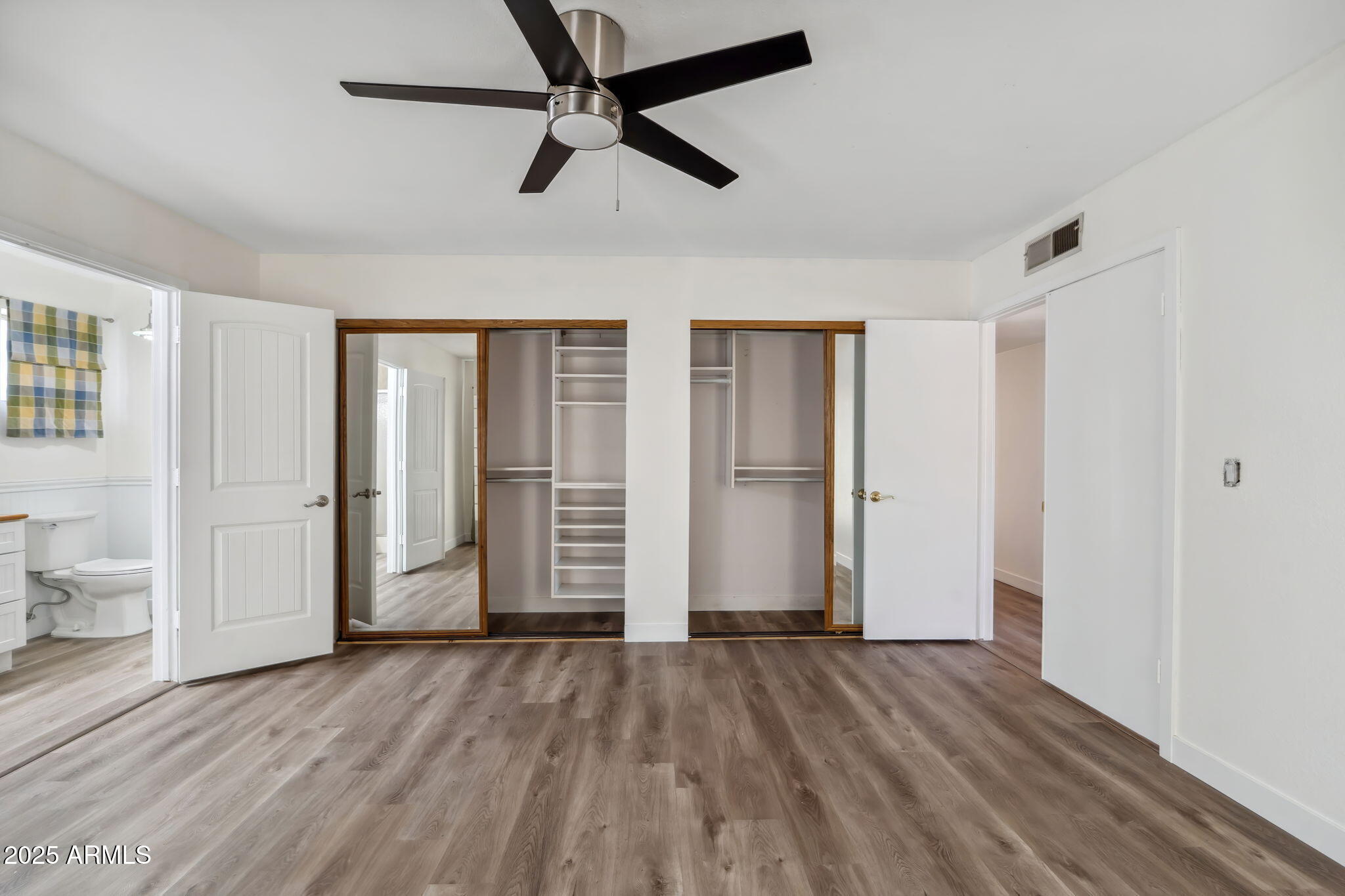 5319 E GELDING Drive, Scottsdale