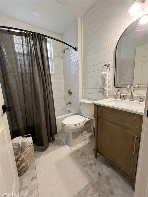 3062 Driftwood WAY # 4301