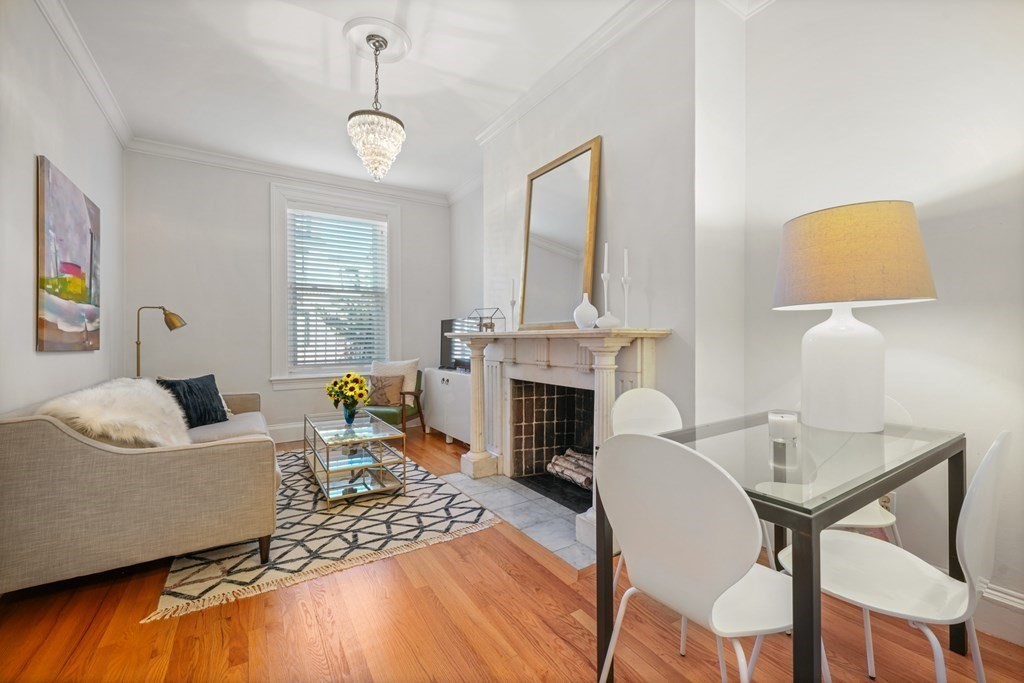 35 Marlborough Street # 5