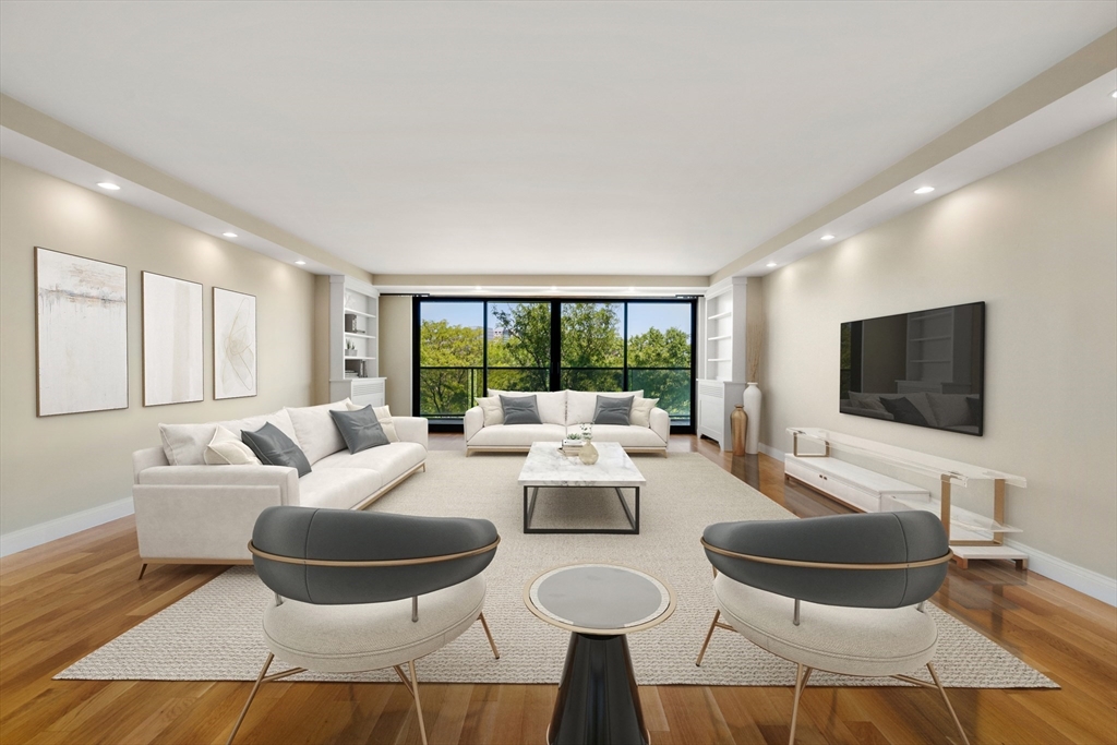 180 Beacon Street # 8G