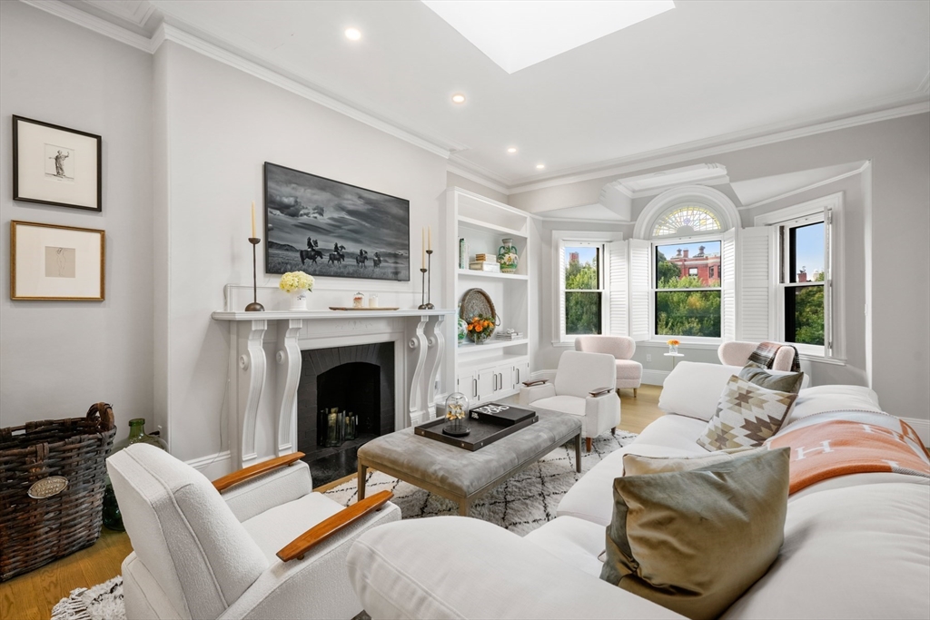296 Commonwealth Avenue # 5