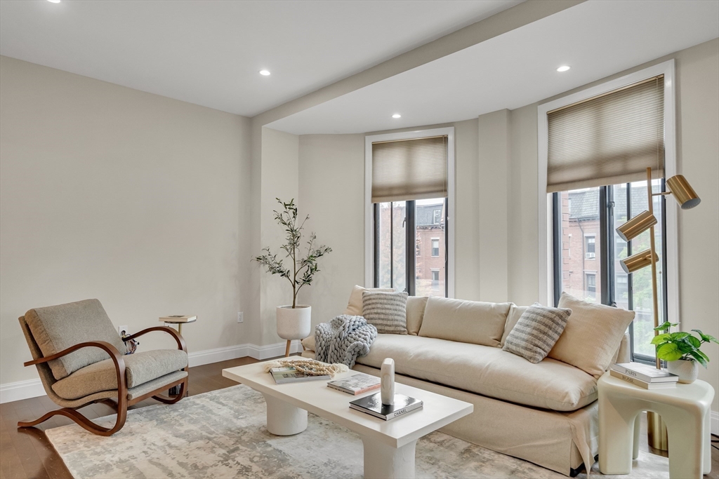 424 Massachusetts Ave # 4R