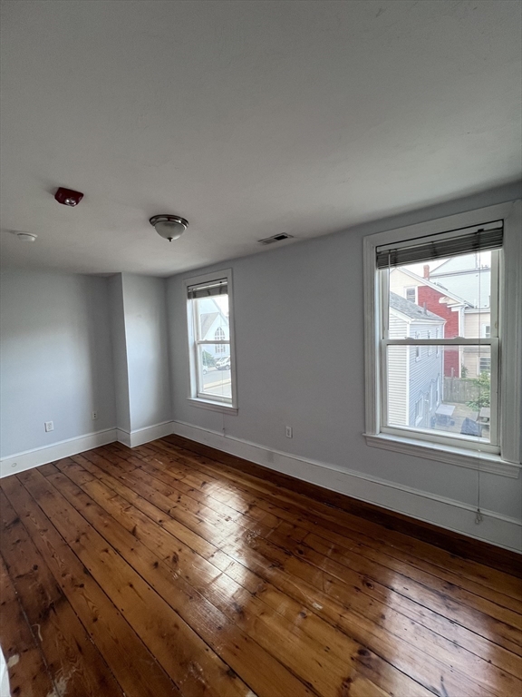 325 Dorchester St # 3