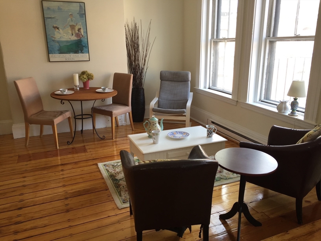 16 Cumberland St # 1