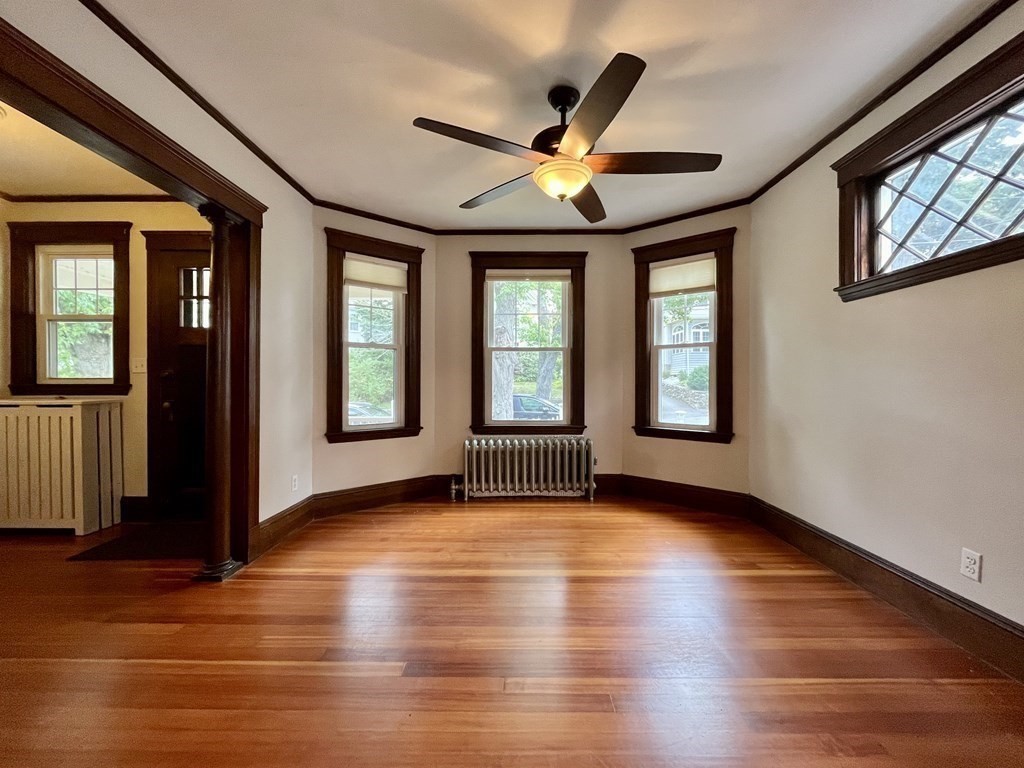 32-34 Crescent Hill Ave # 32