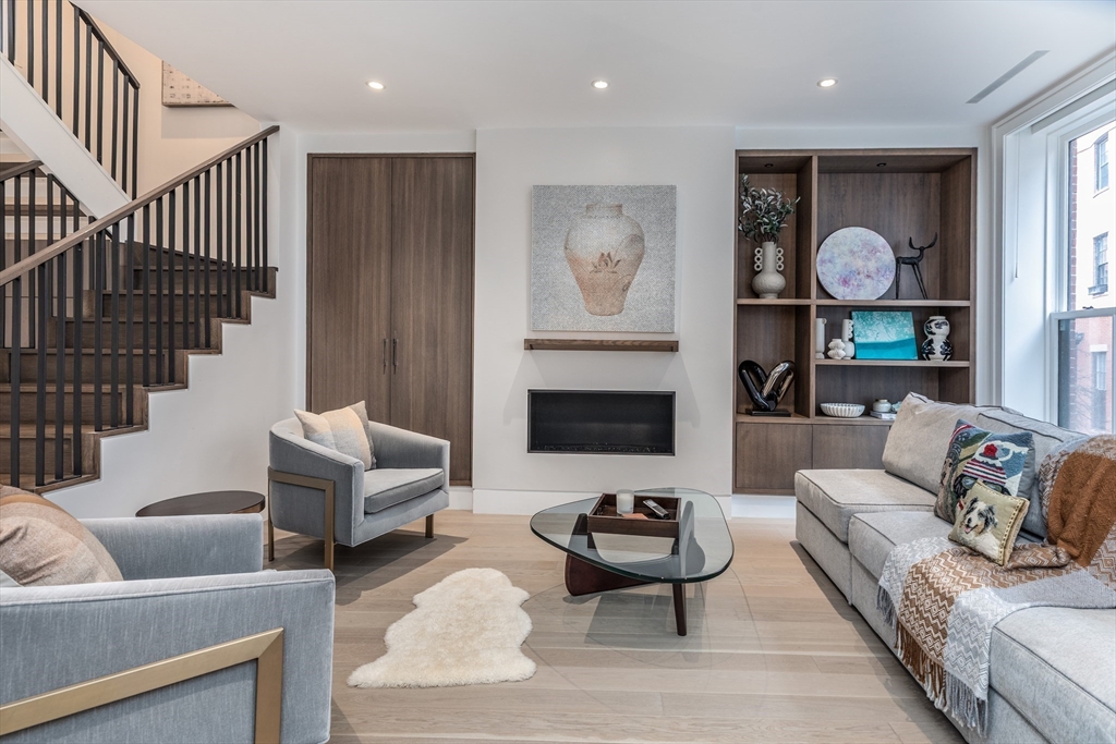 47 Hancock Street # 2