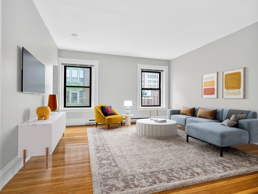 232 Newbury Street # 32