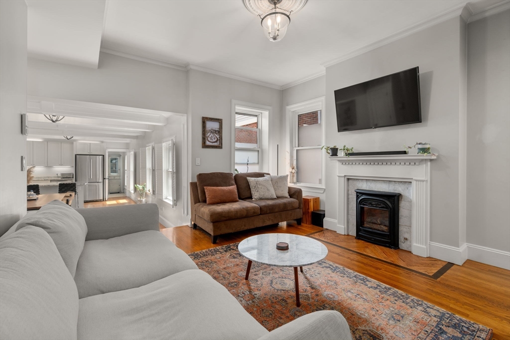 37 Mount Vernon St # 2