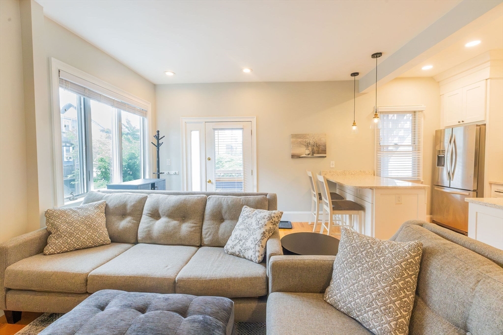 549 East Third # 2 Unit: A-2
