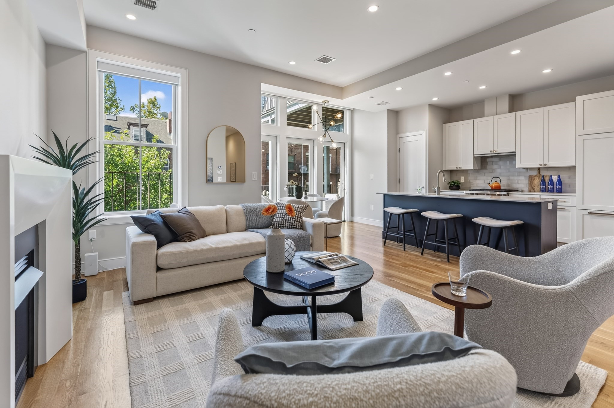 511 Massachusetts Avenue # 3