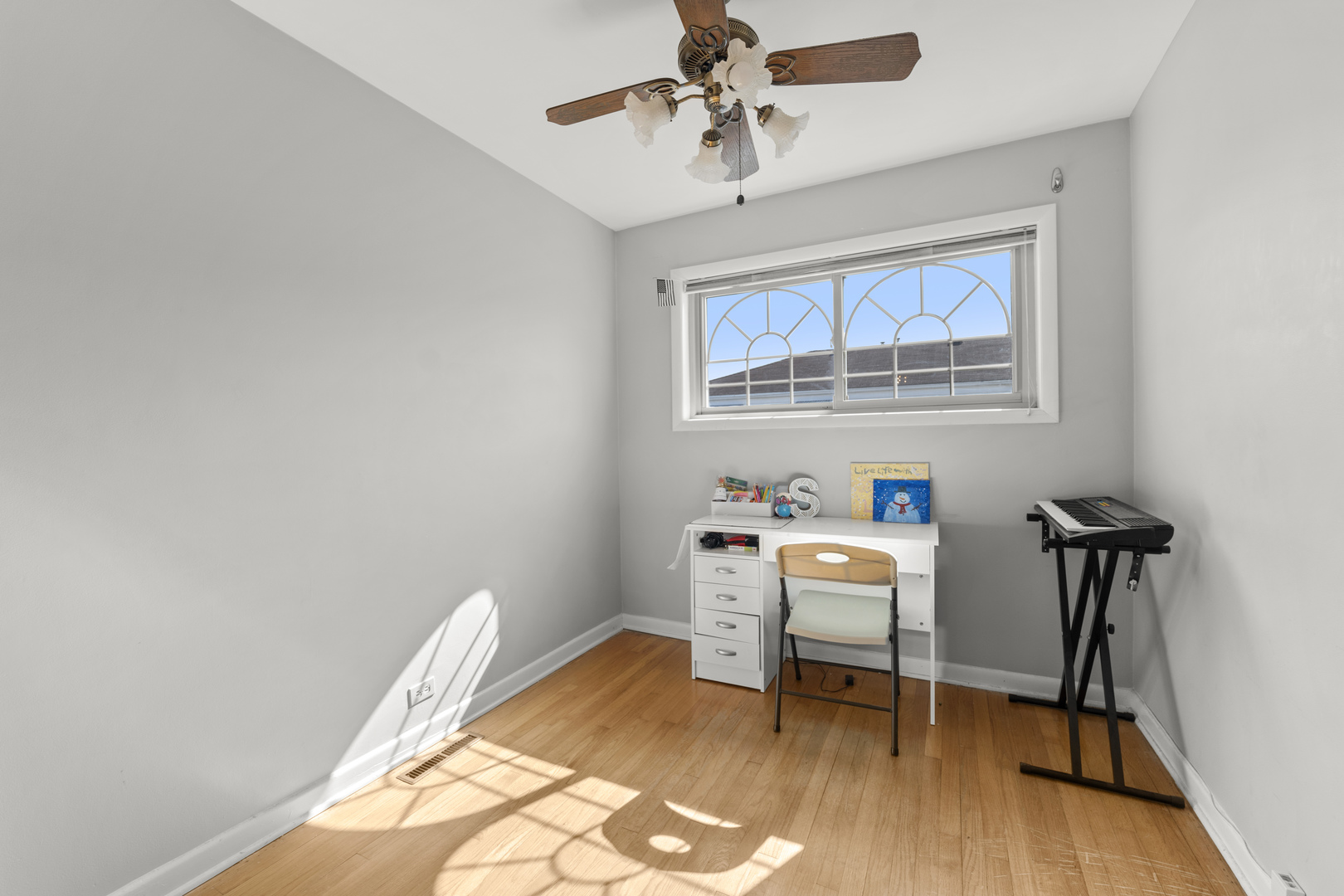 706 N Western Avenue Unit: B