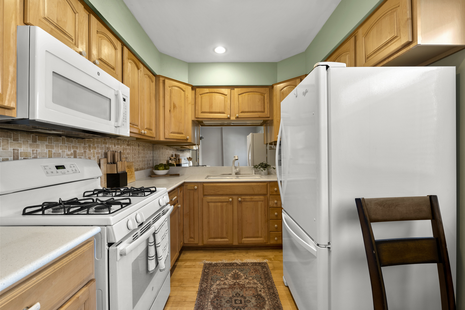 706 N Western Avenue Unit: B